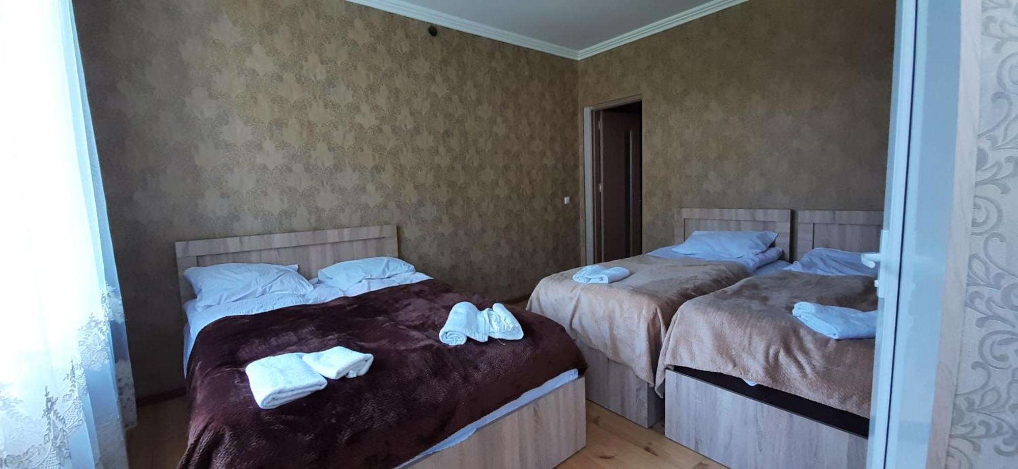 Cozy Hotel Kazbegi Habitación foto